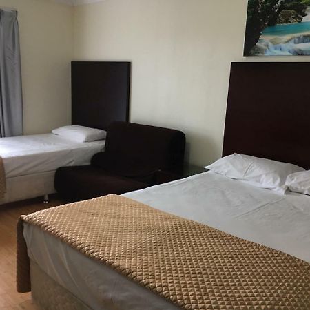 Centenary Motor Inn Brisbane Zewnętrze zdjęcie